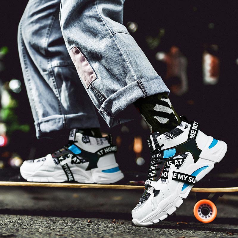 Large Size High Top Chunky Man - đánh giá và giá Streetwear Brand With White Flowers
