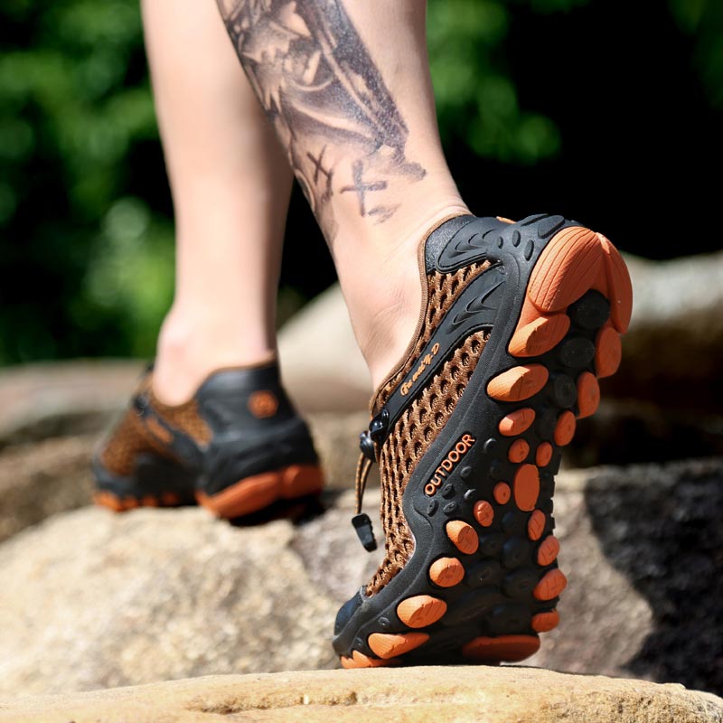 trekking mountain mens sports  - đánh giá và giá Streetwear Brand With White Flowers